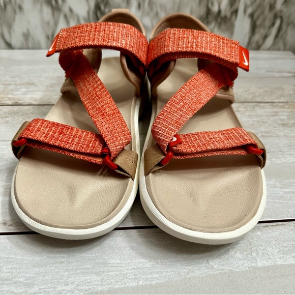 Nike Womens Sz 9.5 Vista Sandals Red Khaki Beach Outdoor Granolacore Gorpcore - Picture 9 of 10